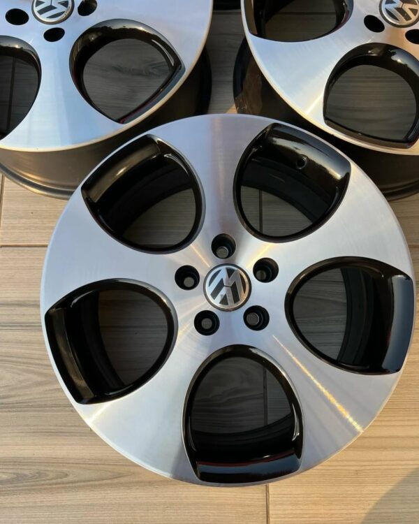 18” Golf Mk6 GTI DETROITS  - Image 3