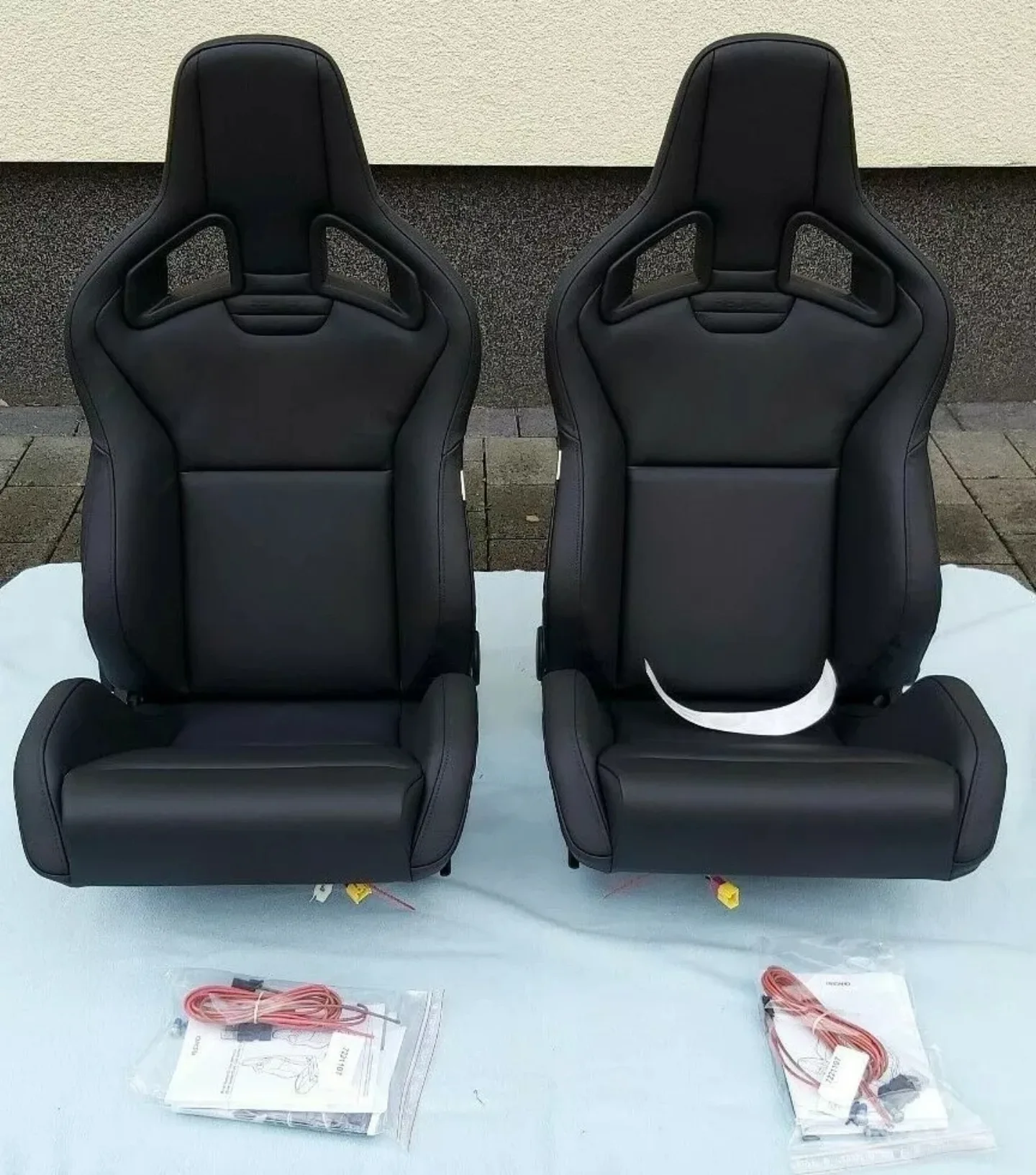 RECARO SPORTSTER CS SEATS - Image 5