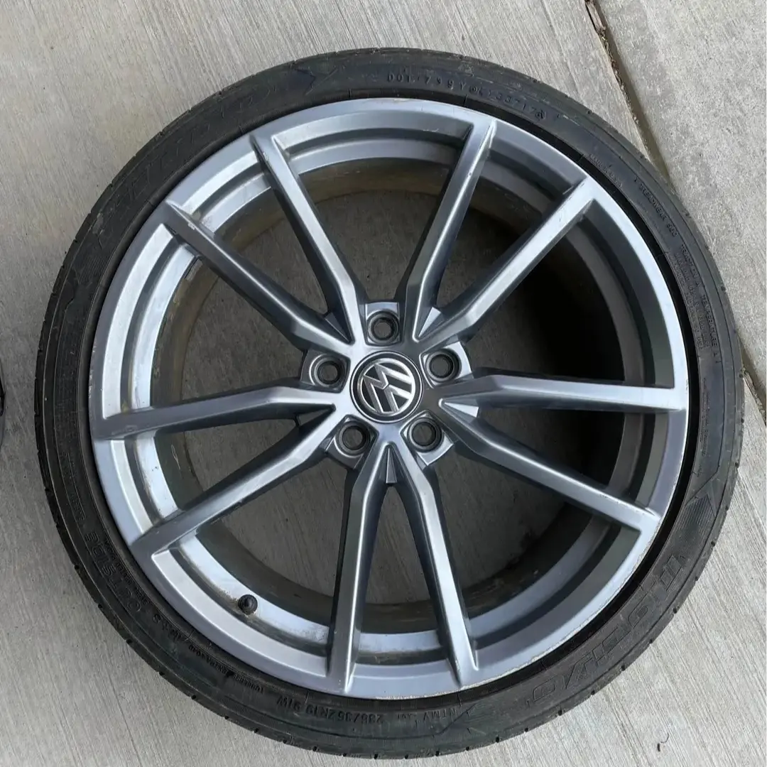 A set of 19” Pretoria wheels - Image 2