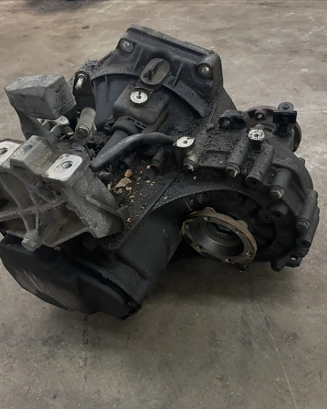 1.8T AWP engine/ 02j 5spd transmission - Image 5