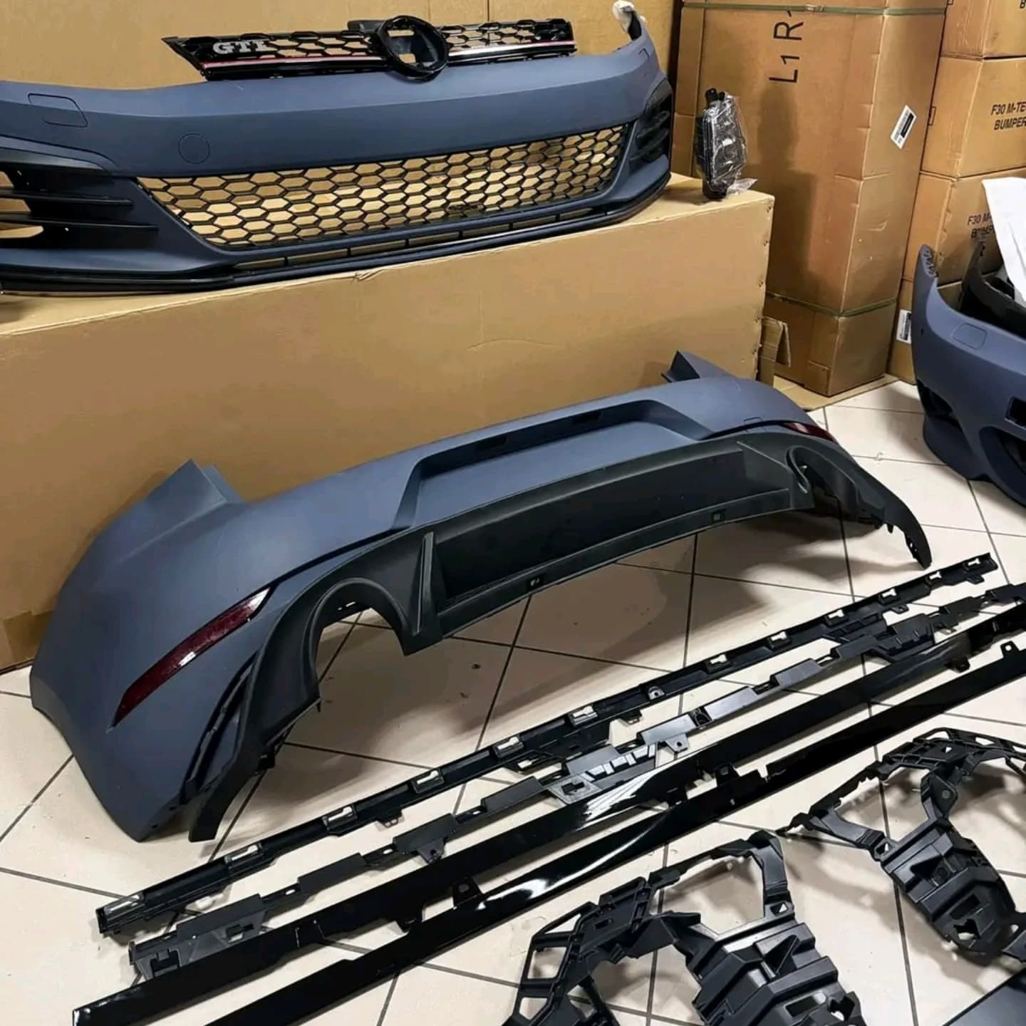 COMPATIBLE 7,5 GTI DESIGN BUMPER SET - Image 2