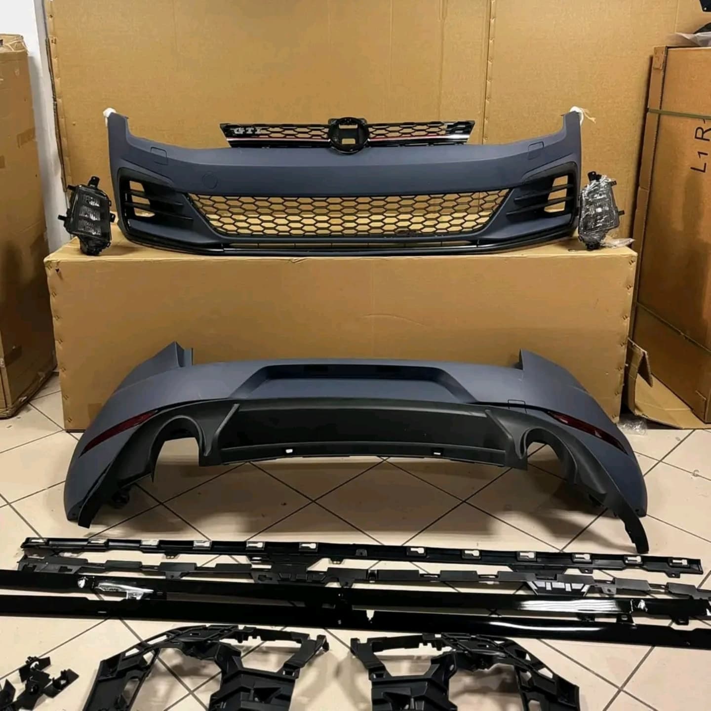 COMPATIBLE 7,5 GTI DESIGN BUMPER SET - Image 4