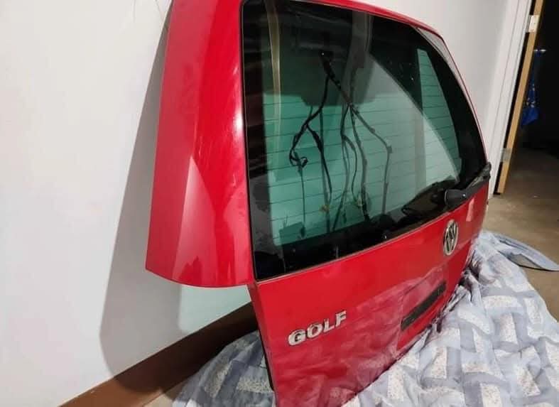 OEM Volkswagen Golf Mk5 Rear Trunk Lid / Tailgate – Genuine OEM fit, factory quality, rust-resistant & ready to paint. Restore your Golf Mk5 today!