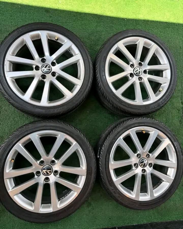 Mallory Alloy Wheels